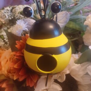 Bee Bird House