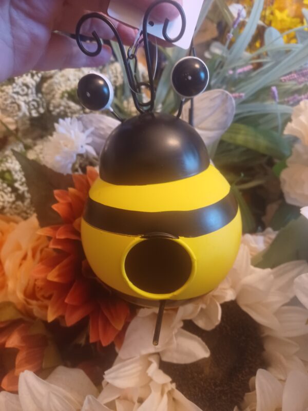 Bee Bird House